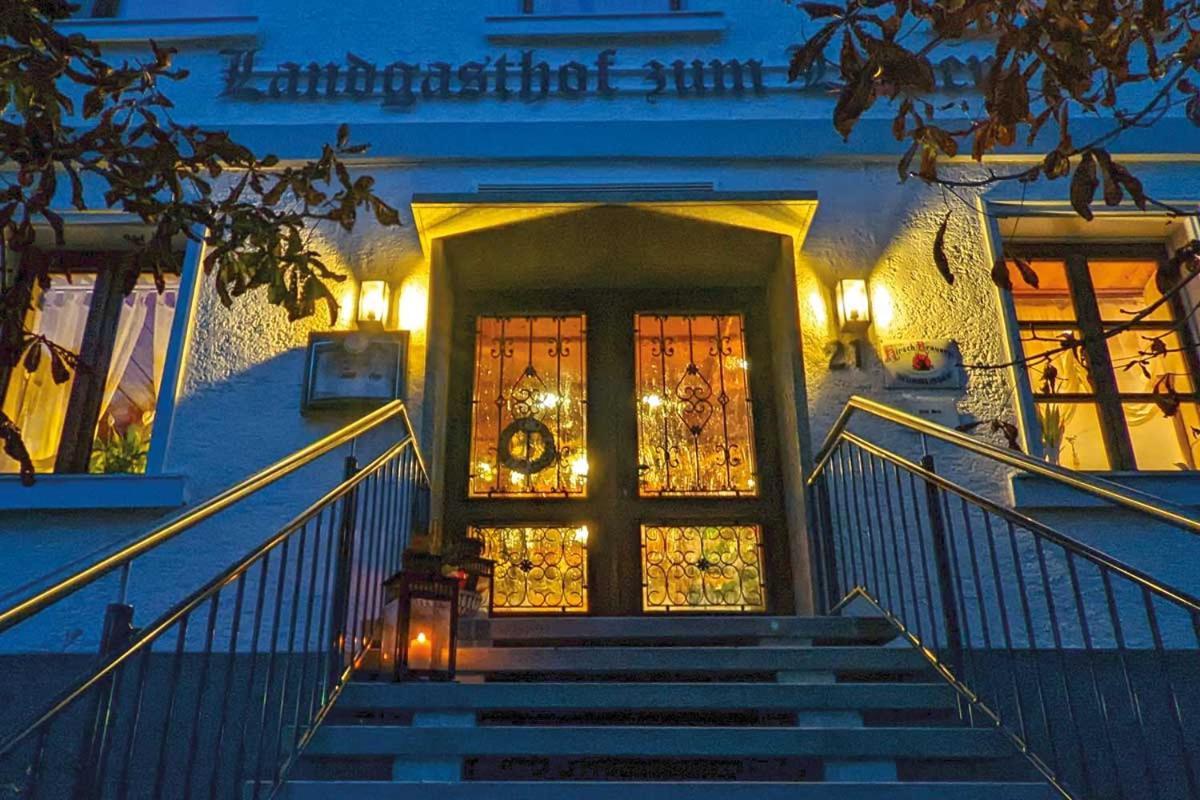 Landgasthof Loewen Sauldorf ภายนอก รูปภาพ
